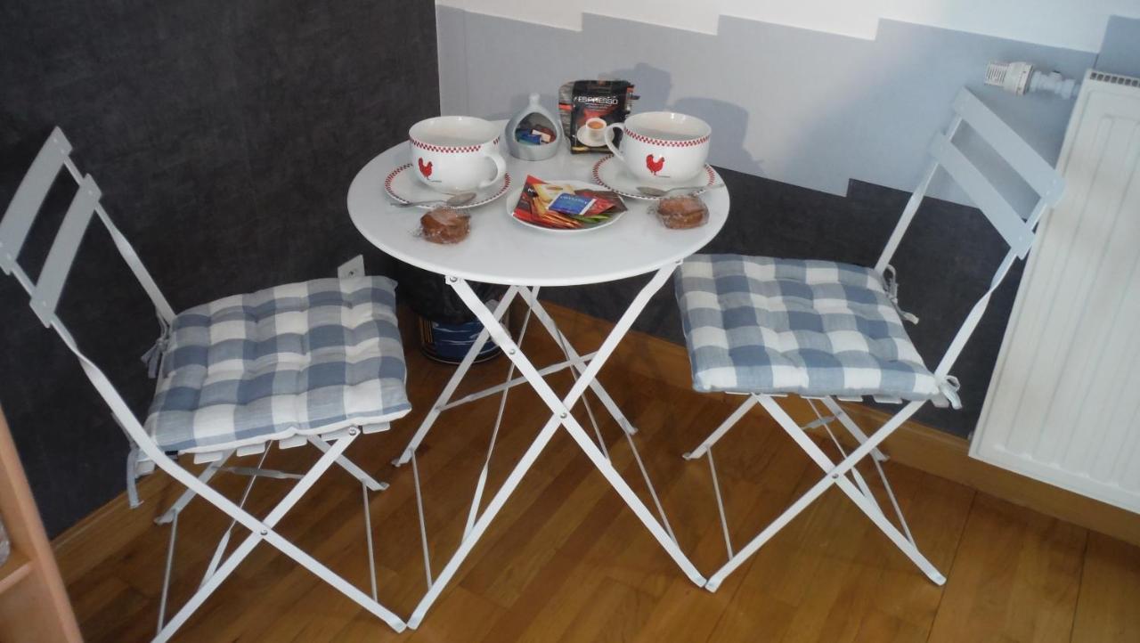 Grande Chambre Sdb Privee Avec Balcon Lannion Exterior foto